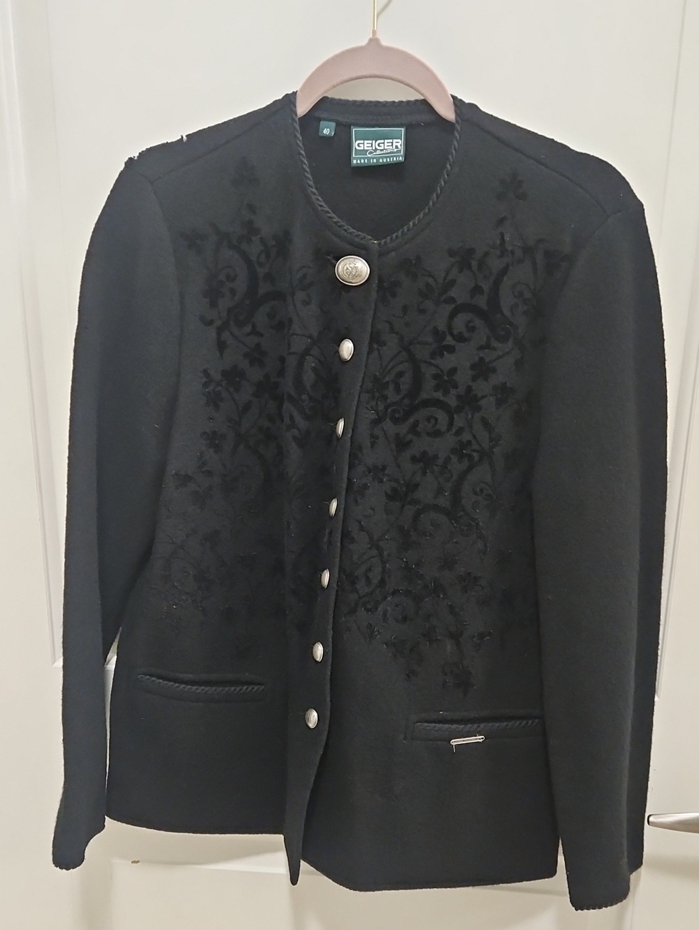 Vintage Geiger Black Embroidered Women's Wool Blazer Jacket Made Austria